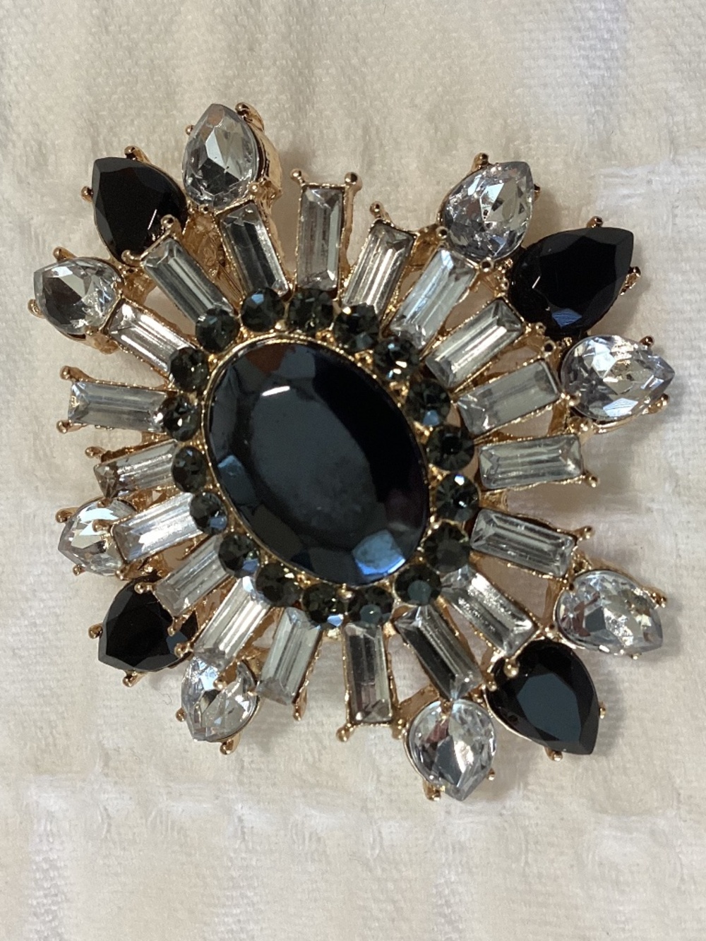 Costume brooch